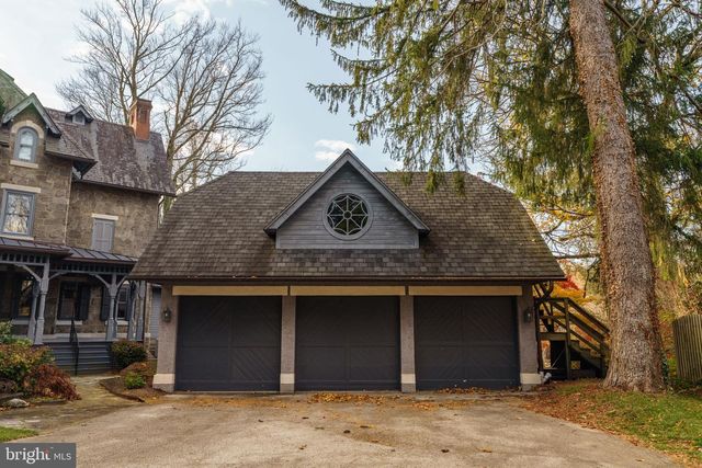 228 S RADNOR CHESTER RD, Villanova, PA 19085