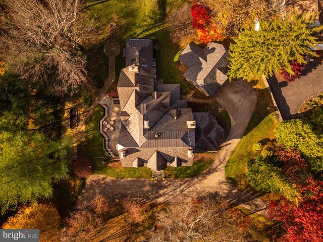 228 S RADNOR CHESTER RD, Villanova, PA 19085