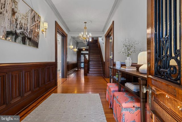 228 S RADNOR CHESTER RD, Villanova, PA 19085