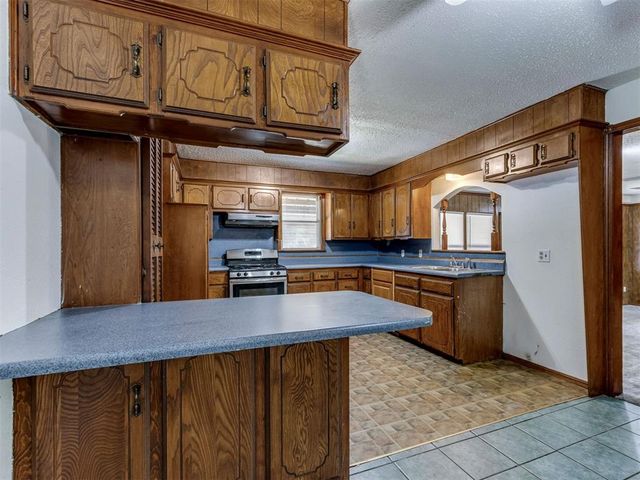 909 SW 66th Street, Oklahoma City, OK 73139