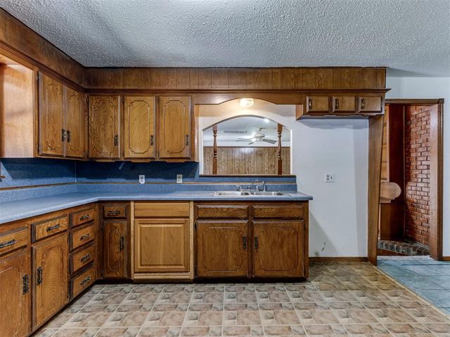 909 SW 66th Street, Oklahoma City, OK 73139