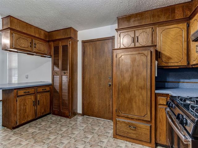 909 SW 66th Street, Oklahoma City, OK 73139