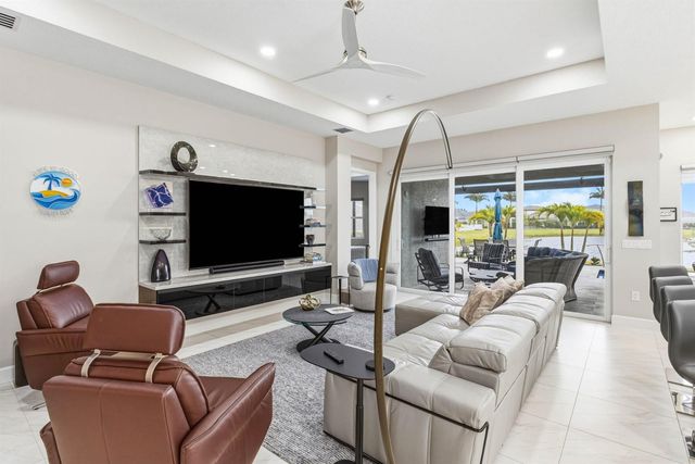 13697 Whistler Mountain Road, Delray Beach, FL 33446