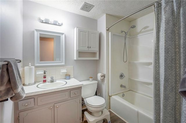 1116 Owen Drive, Liberty, MO 64068
