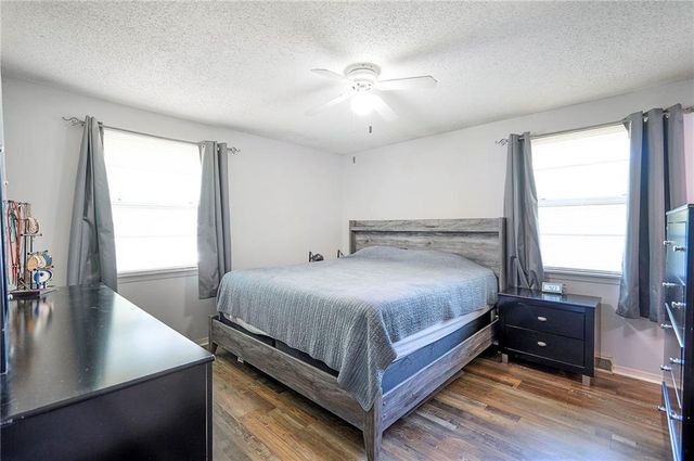 1116 Owen Drive, Liberty, MO 64068