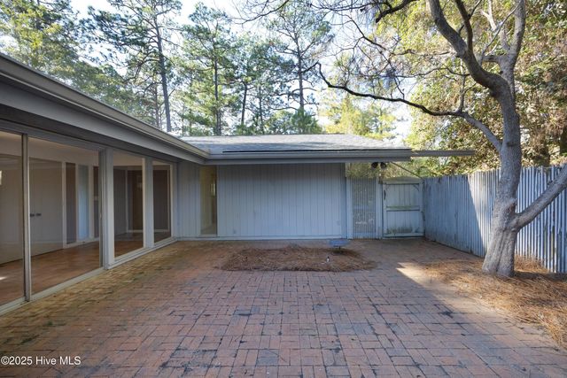 170 Quail Hollow Drive, Pinehurst, NC 28374