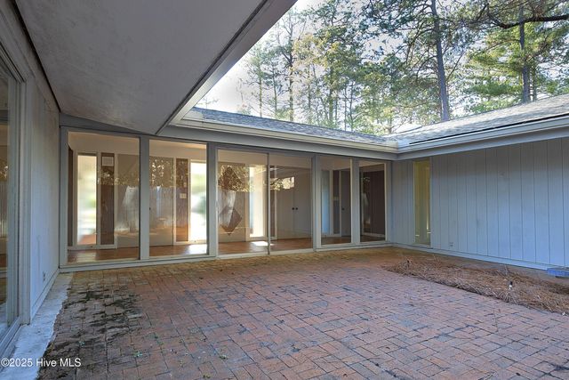 170 Quail Hollow Drive, Pinehurst, NC 28374