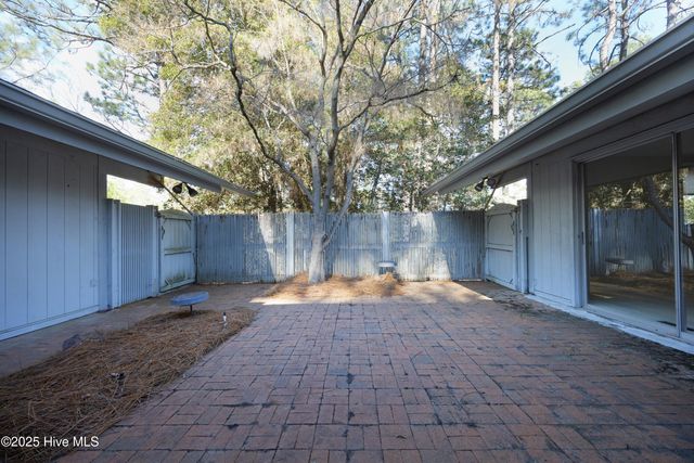 170 Quail Hollow Drive, Pinehurst, NC 28374