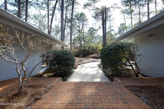 170 Quail Hollow Drive, Pinehurst, NC 28374