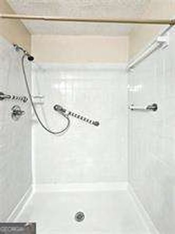 1800 Clairmont Lake A204, Decatur, GA 30033