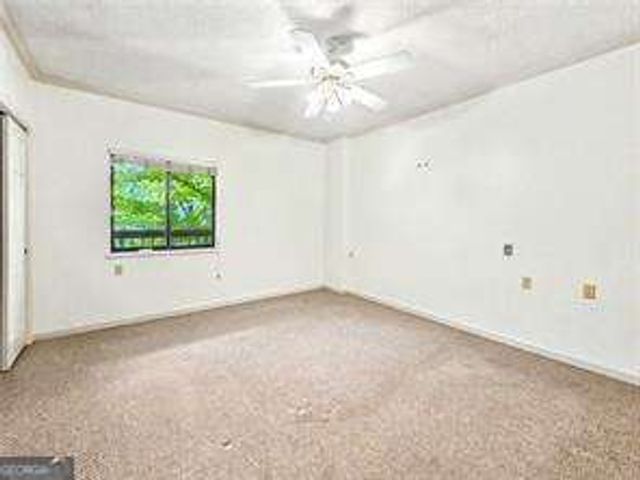 1800 Clairmont Lake A204, Decatur, GA 30033