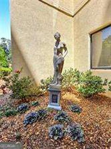 1800 Clairmont Lake A204, Decatur, GA 30033