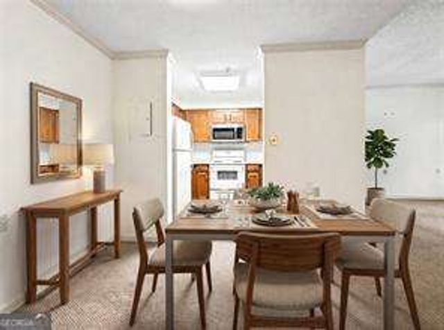1800 Clairmont Lake A204, Decatur, GA 30033