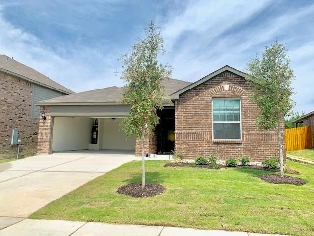 5936 Garnet Hill Lane, Fort Worth, TX 76179