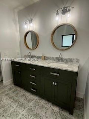 18163 SW 149th Pl, Miami, FL 33187