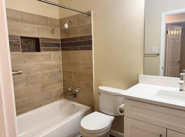 1306 Meadow CV, Elgin, TX 78621