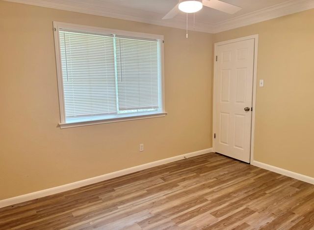1306 Meadow CV, Elgin, TX 78621