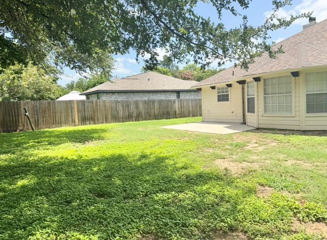 1306 Meadow CV, Elgin, TX 78621