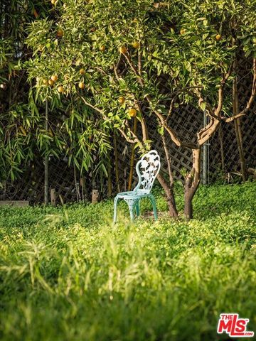 1325 Romulus Drive, Glendale, CA 91205