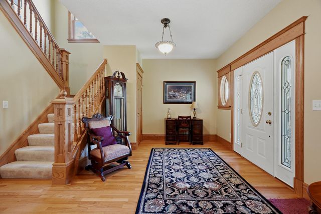 1402 4th Street N, Stillwater, MN 55082