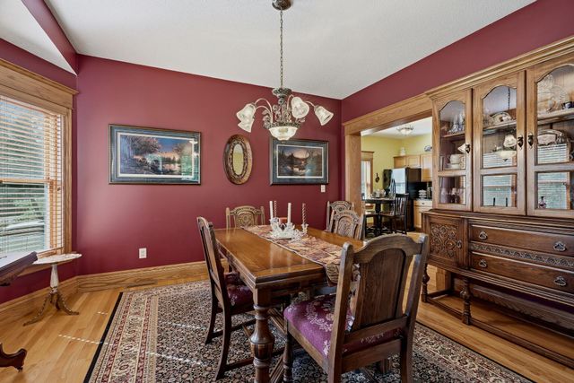 1402 4th Street N, Stillwater, MN 55082