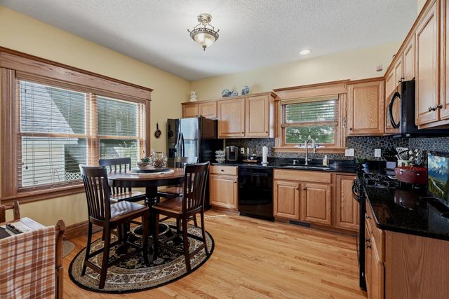 1402 4th Street N, Stillwater, MN 55082