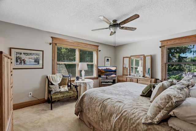 1402 4th Street N, Stillwater, MN 55082