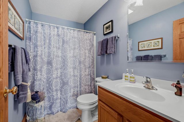 1402 4th Street N, Stillwater, MN 55082
