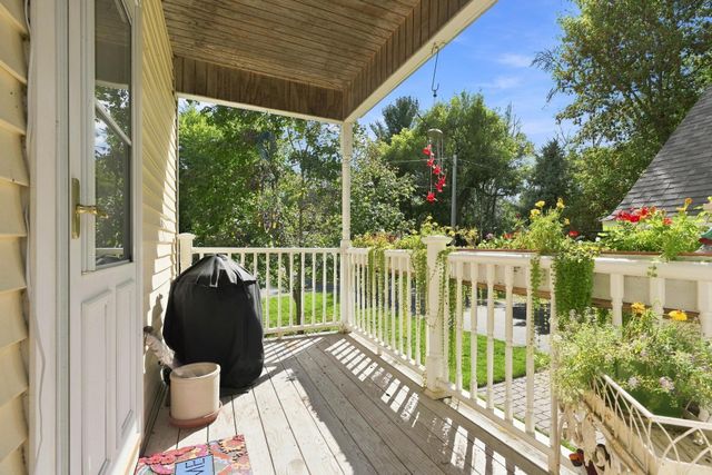 1402 4th Street N, Stillwater, MN 55082