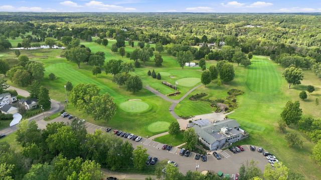 1402 4th Street N, Stillwater, MN 55082