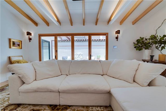 106 Via Cordova, Newport Beach, CA 92663