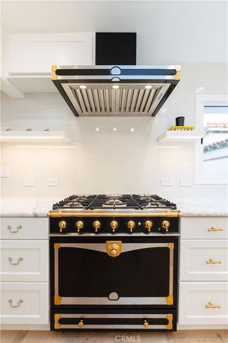 106 Via Cordova, Newport Beach, CA 92663