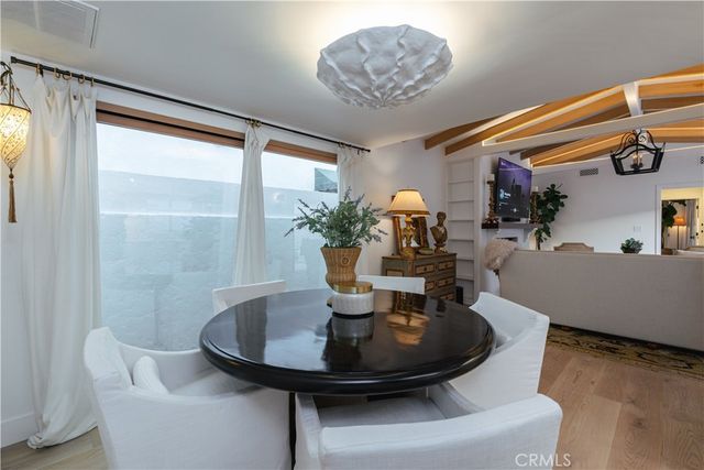 106 Via Cordova, Newport Beach, CA 92663
