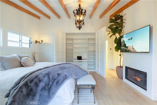 106 Via Cordova, Newport Beach, CA 92663