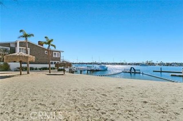 106 Via Cordova, Newport Beach, CA 92663