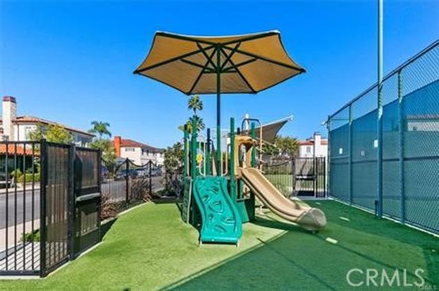 106 Via Cordova, Newport Beach, CA 92663