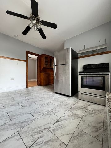 5044 W 30th Street 1R, Cicero, IL 60804