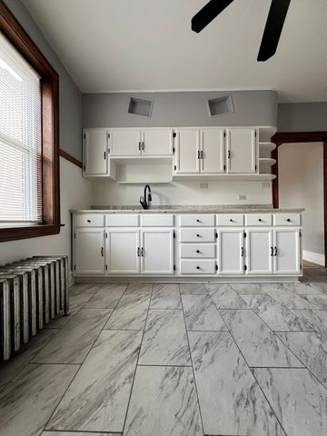 5044 W 30th Street 1R, Cicero, IL 60804