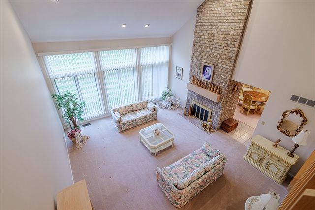 7 Doral Court, Pittsford, NY 14534