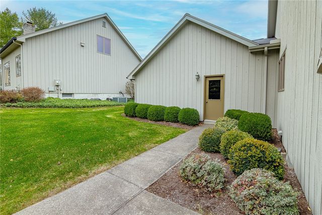 7 Doral Court, Pittsford, NY 14534