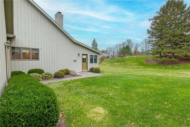 7 Doral Court, Pittsford, NY 14534