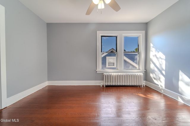 28 Everett Road, Colonie, NY 12205