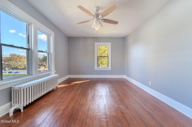 28 Everett Road, Colonie, NY 12205