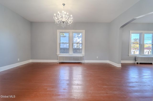 28 Everett Road, Colonie, NY 12205