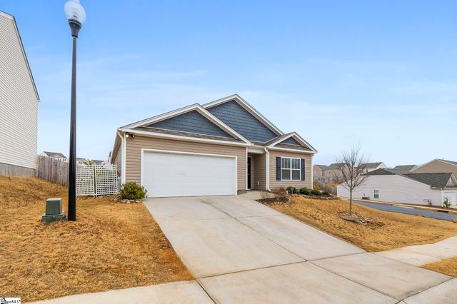 315 Ashwood Way, Easley, SC 29640