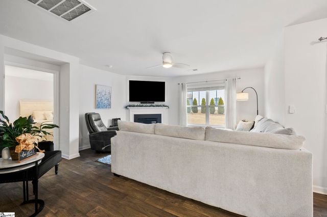 315 Ashwood Way, Easley, SC 29640