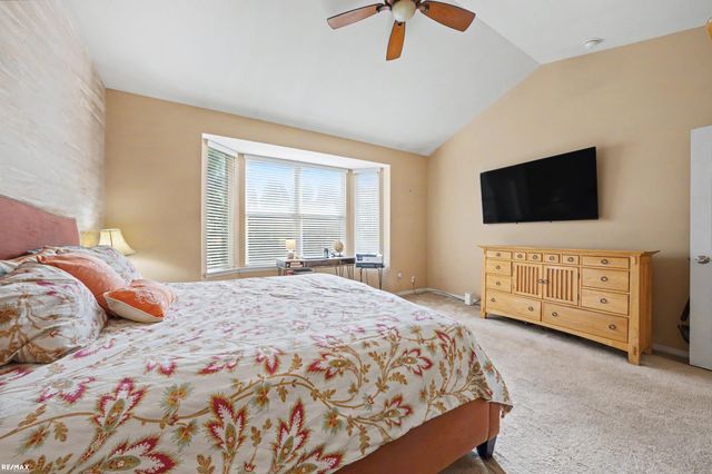 40990 Harvest Ln Lane, Clinton Twp, MI 48038