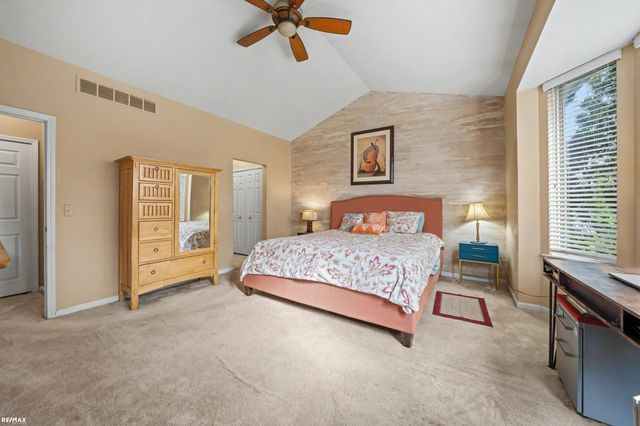 40990 Harvest Ln Lane, Clinton Twp, MI 48038