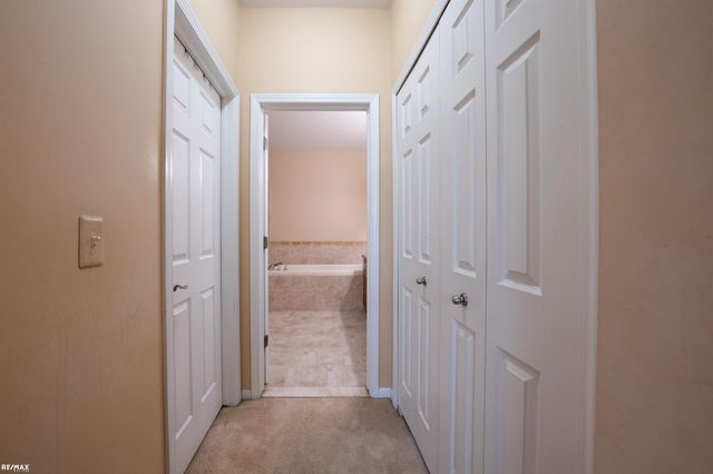 40990 Harvest Ln Lane, Clinton Twp, MI 48038