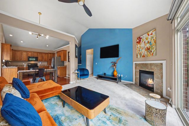 40990 Harvest Ln Lane, Clinton Twp, MI 48038